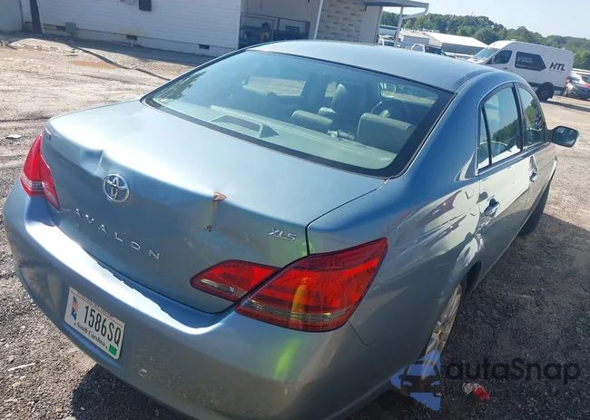 4T1BK36B78U317058: 42720666