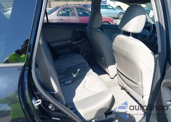 JTMZF33VX95005365: 42720772