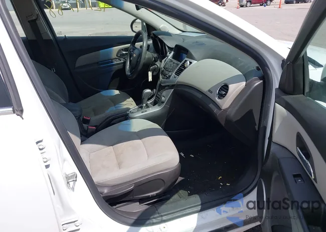 1G1PE5SC5C7101429: 42719788