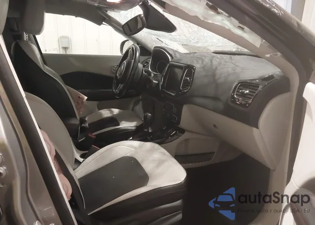 3C4NJDCB1LT222917: 42719865