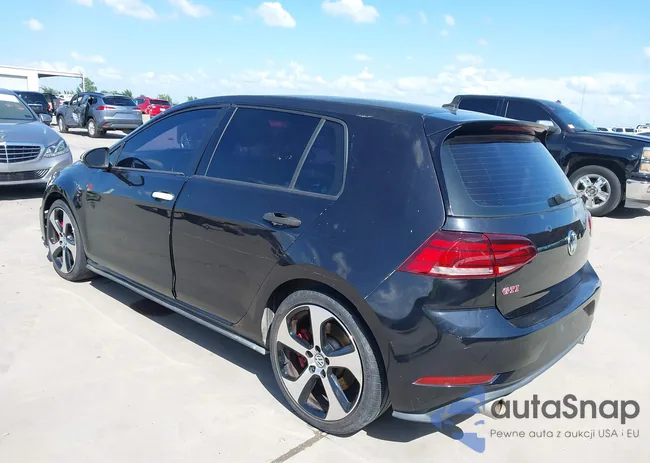 3VW5T7AU4KM002578: 42719867