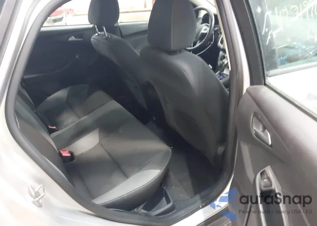 1FADP3F27EL366864: 42719903