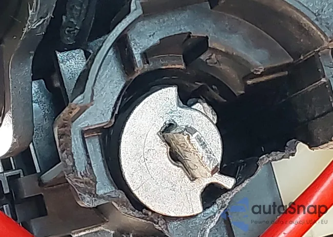 KNDJN2A2XK7912419: 42719984