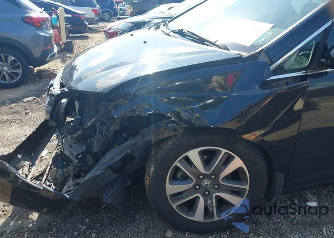 5FNRL5H92EB119028: 42720005