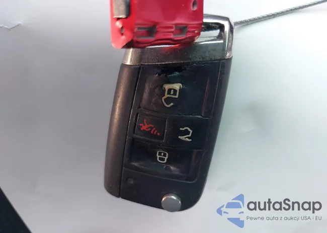 3VW547AU5HM034817: 42721378