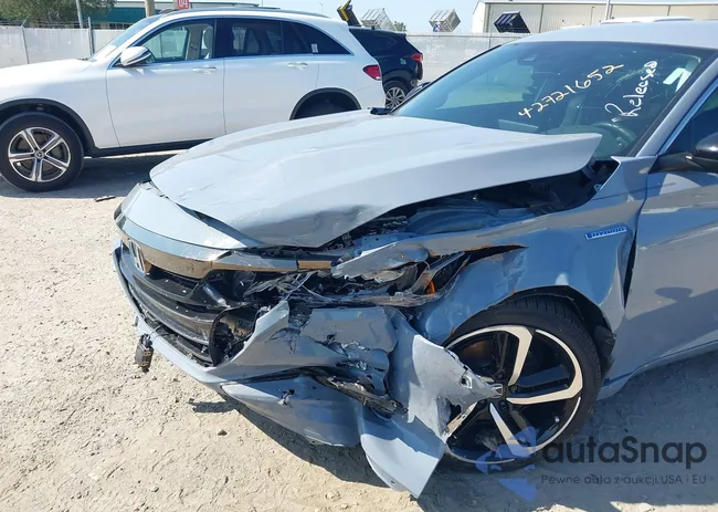 1HGCV3F28NA042055: 42721652