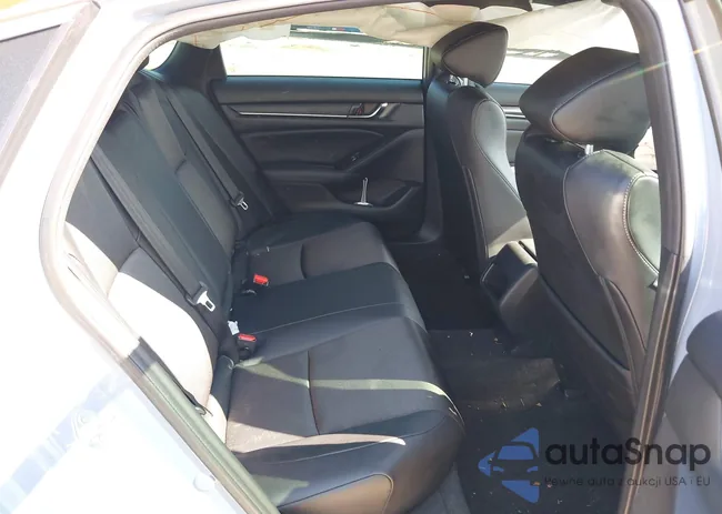 1HGCV3F28NA042055: 42721652