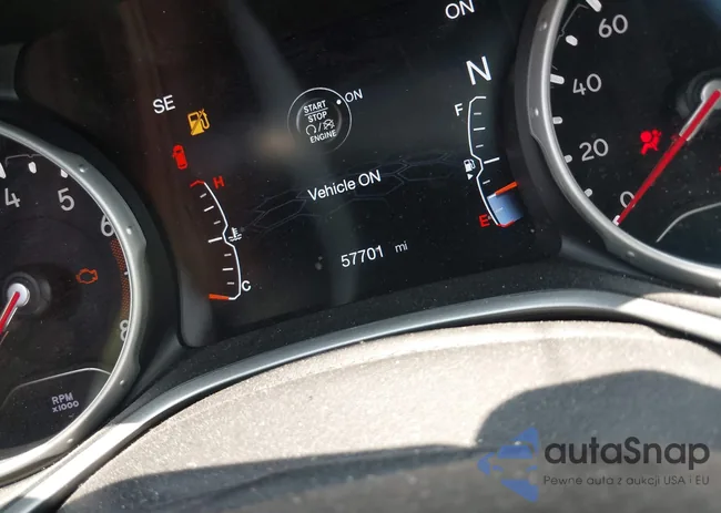 3C4NJDCB7KT827166: 42721755