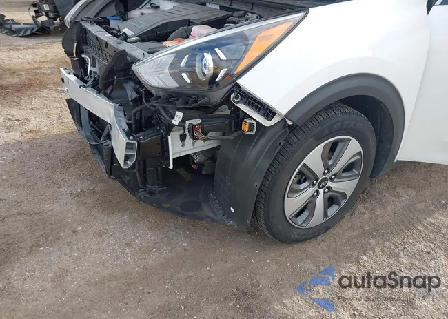 KNDCB3LCXM5470141: 42720943