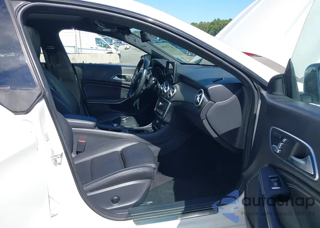 WDDSJ4EB7JN590599: 42721082