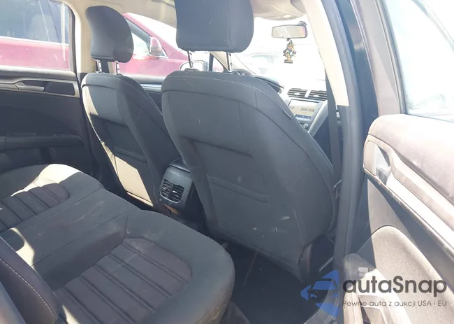 3FA6P0H73JR272640: 42722674