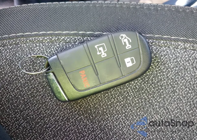 3C6LRVNG3RE128332: 42722696