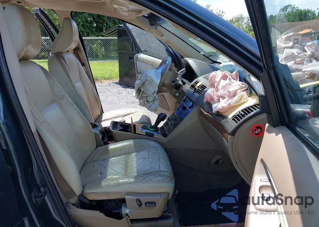 YV4CZ982871348398: 42721838