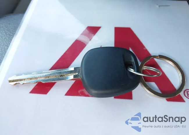 1NXBU4EE2AZ285718: 42721888