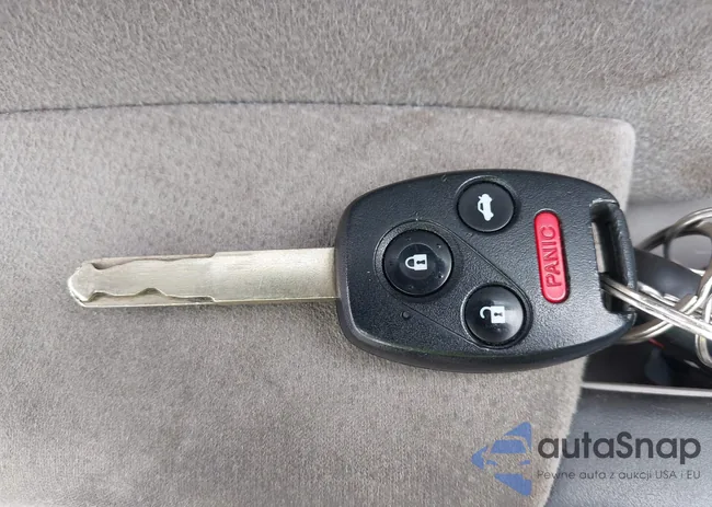 2HGFB2F56DH507782: 42721984