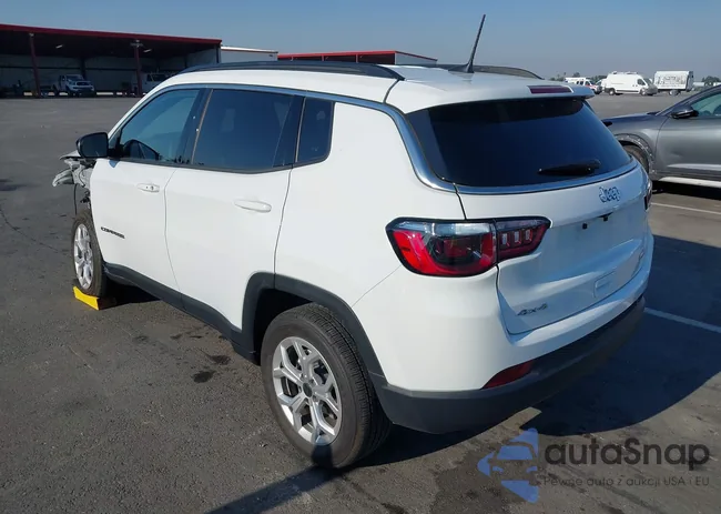 3C4NJDBN2ST551359: 42722143