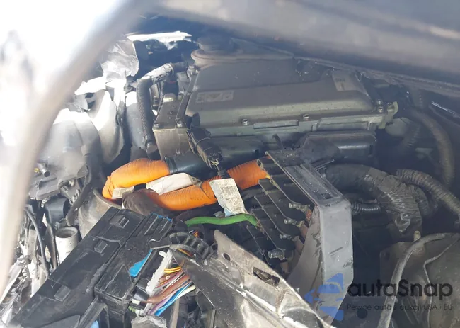 3FA6P0LUXLR106423: 42723329