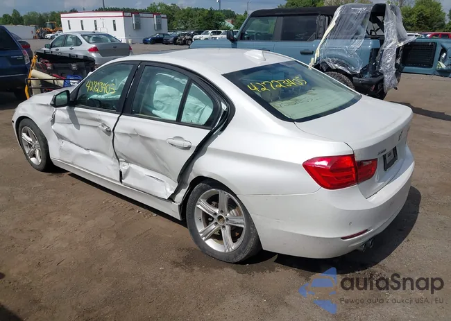 WBA3B5G57FNS16183: 42723405