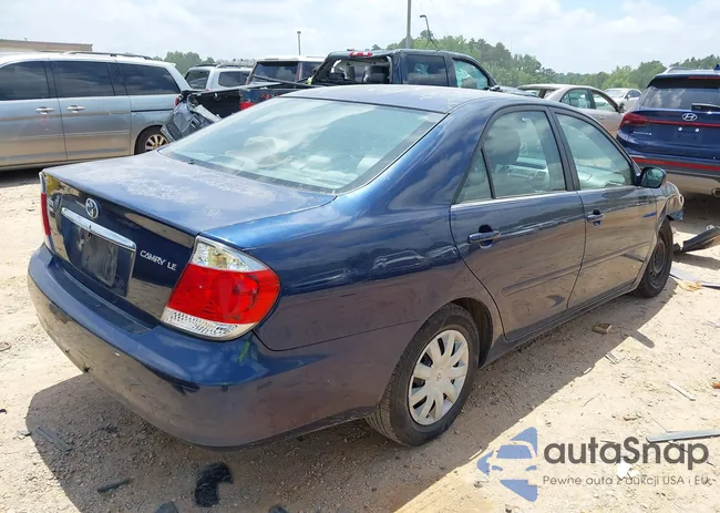 4T1BE32K05U084004: 42723528