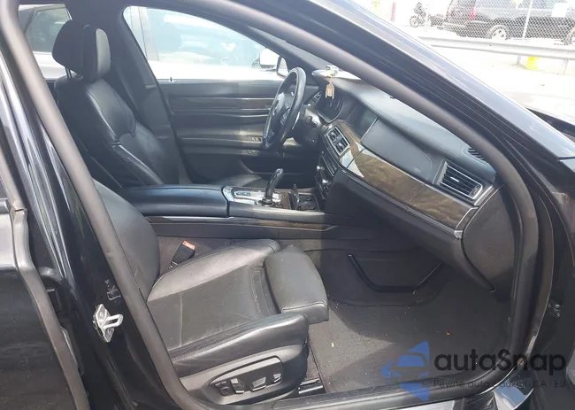 WBAYF8C54DD141284: 42723566