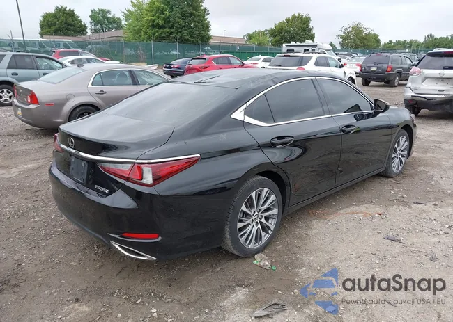 58ABZ1B11KU028593: 42723582