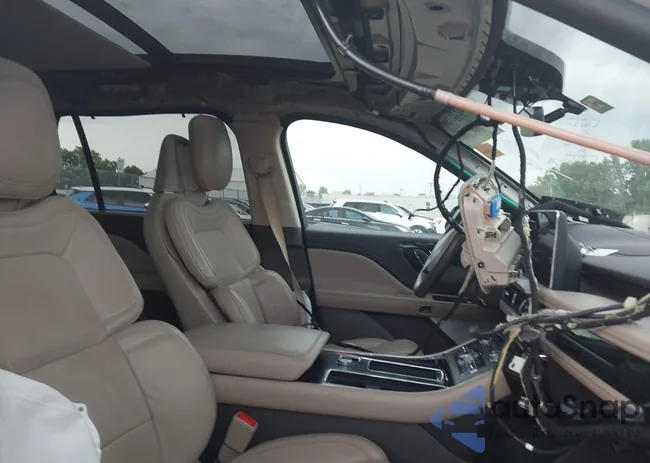 5LM5J7XC1LGL10481: 42723590