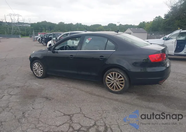 3VWGP7AJ1DM264614: 42722881