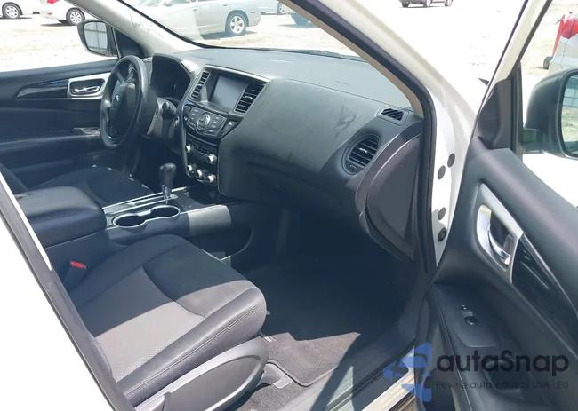 5N1DR2MN3JC666015: 42722944