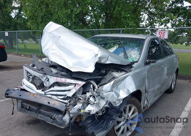 4T1BK3EK3AU114983: 42723012