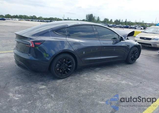 5YJ3E1EA7RF752606: 42723038