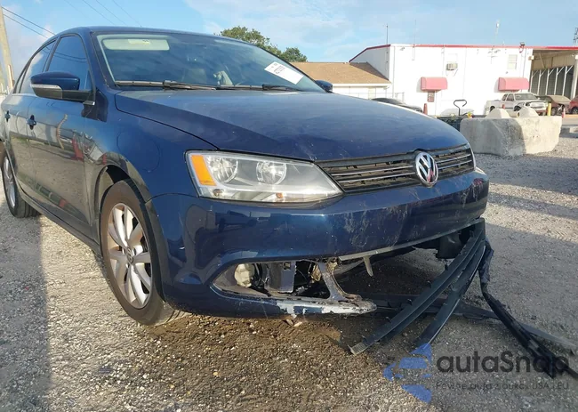 3VWD07AJ6EM417996: 42723125