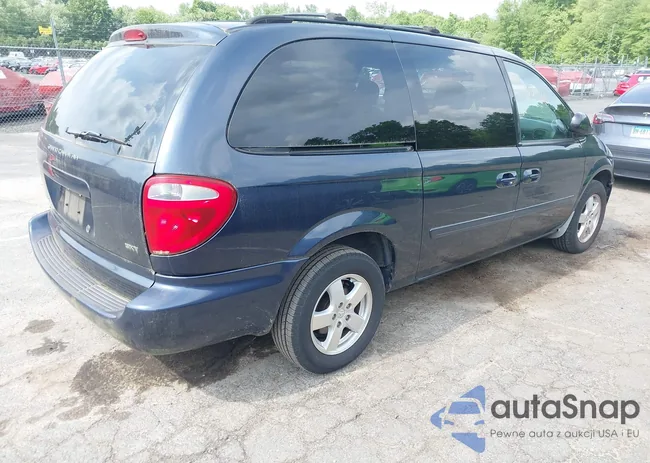 2D4GP44L07R106957: 42724310