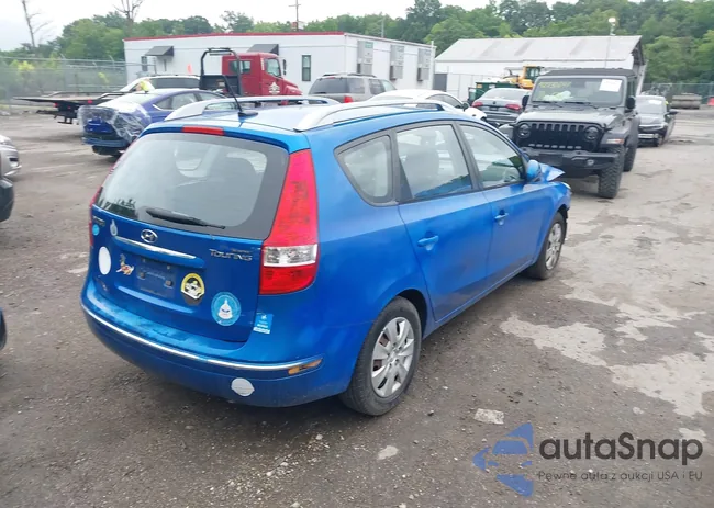 KMHDC8AE1BU103338: 42724406