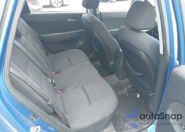 KMHDC8AE1BU103338: 42724406