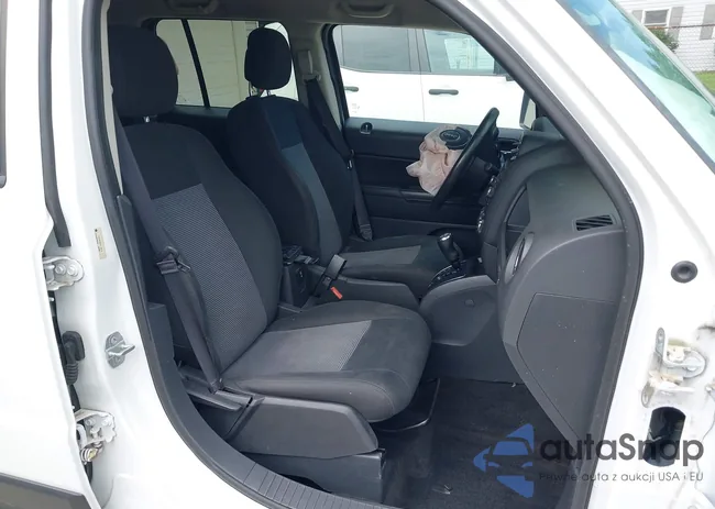 1C4NJRFB5FD148078: 42724536