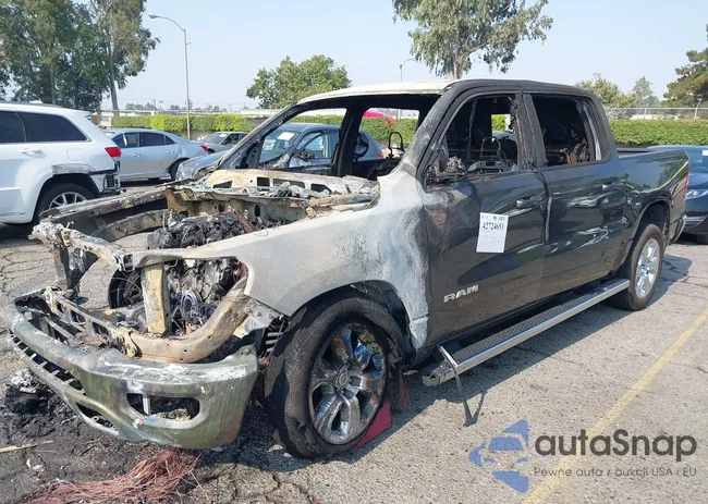 1C6RREFM5NN464374: 42724651