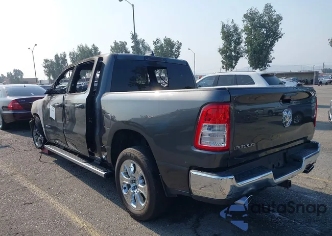 1C6RREFM5NN464374: 42724651