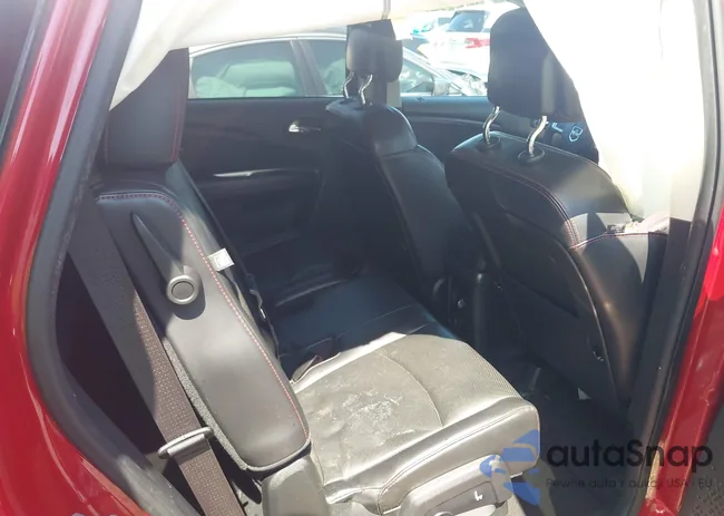 3C4PDDEG8JT311504: 42724772