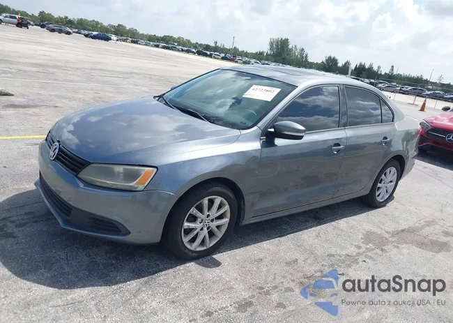 3VWDZ7AJ2BM080390: 42723802