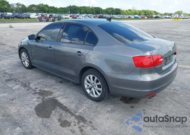 3VWDZ7AJ2BM080390: 42723802