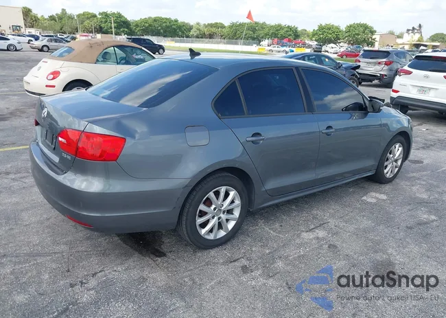 3VWDZ7AJ2BM080390: 42723802