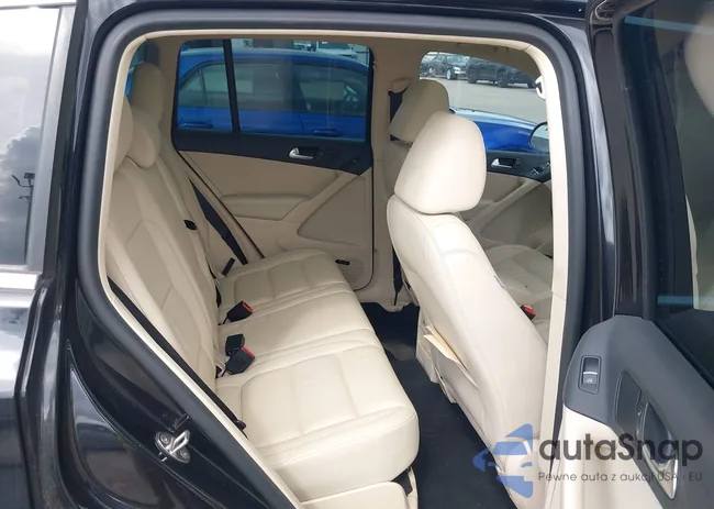 WVGVV7AX1HW506517: 42723850