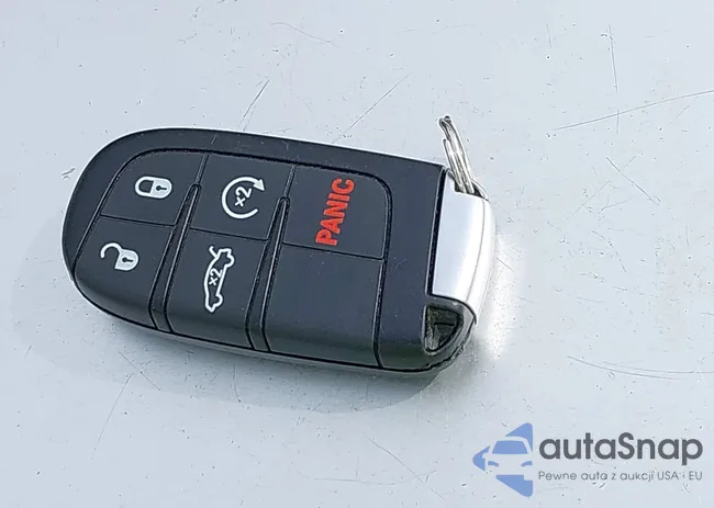 2C3CCAGG2JH151758: 42723962