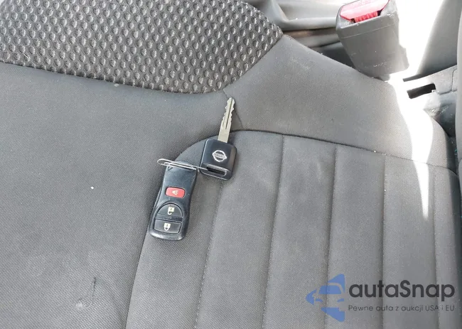 1N6AD0ER2GN754754: 42724072