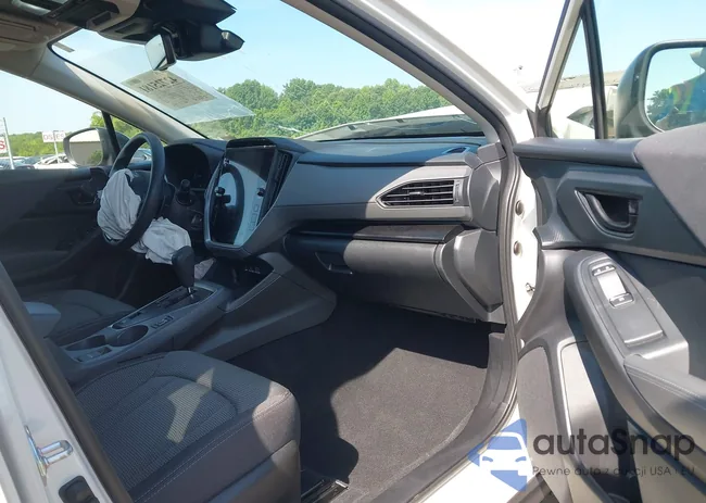 JF2GUADC8R8204008: 42725181