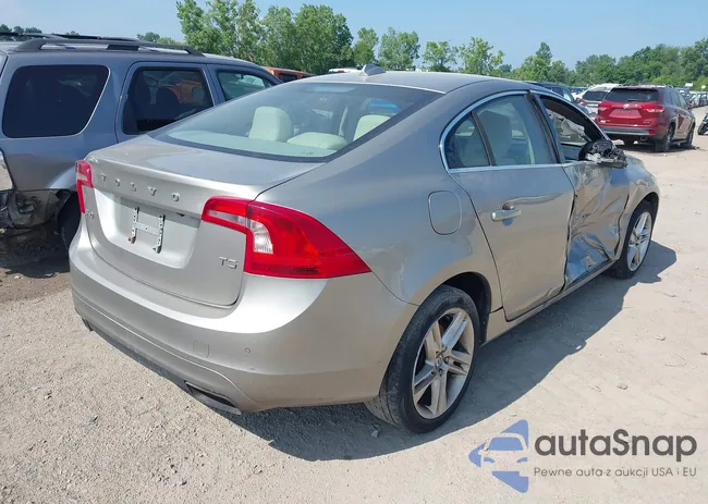 YV126MFD6F1317254: 42725272