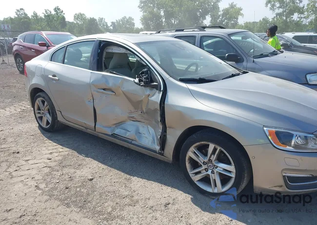 YV126MFD6F1317254: 42725272