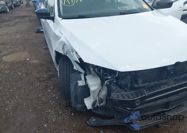 3VWD17AJ2FM236943: 42725299