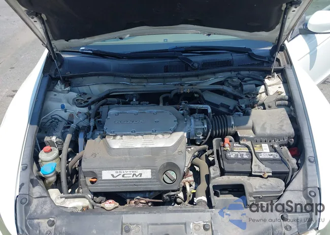 1HGCP3F86AA030687: 42725376