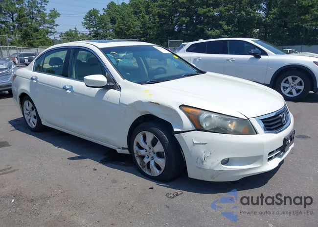 1HGCP3F86AA030687: 42725376